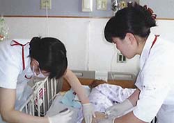 皮膚・排泄ケア認定看護師
